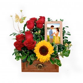 Box "Instantes Eternos" con Foto y Girasol